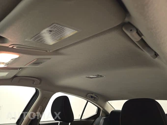 2024 Nissan Versa SR – miniatura 18
