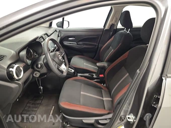 2024 Nissan Versa SR – miniatura 7