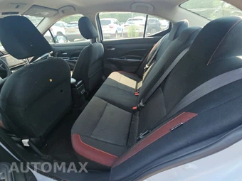 2024 Nissan Versa SR – miniatura 13
