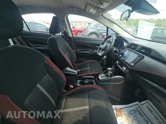 2024 Nissan Versa SR – miniatura 8