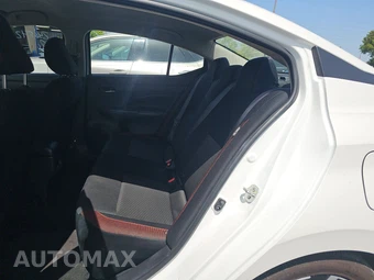 2024 Nissan Versa SR – miniatura 13