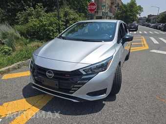 2024 Nissan Versa SR