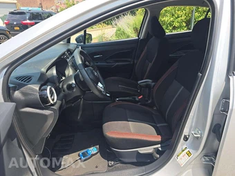 2024 Nissan Versa SR - miniatura 6