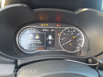 2024 Nissan Versa SR - miniatura 12