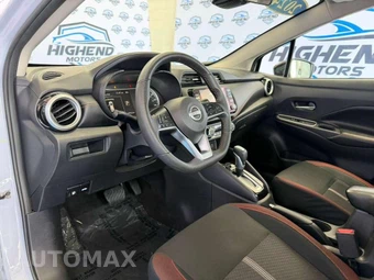 2024 Nissan Versa SR - miniatura 14