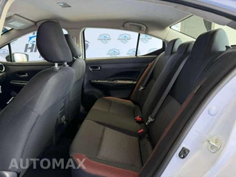 2024 Nissan Versa SR - miniatura 19