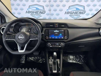 2024 Nissan Versa SR - miniatura 28