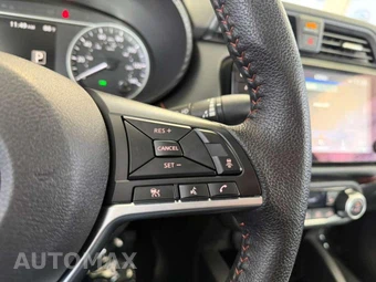2024 Nissan Versa SR - miniatura 30