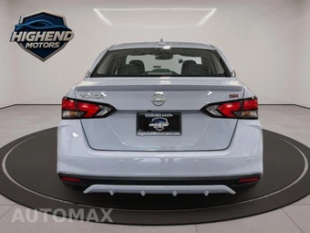 2024 Nissan Versa SR - miniatura 5