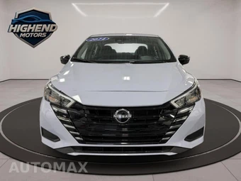 2024 Nissan Versa SR - miniatura 9