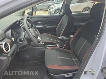 2024 Nissan Versa SR – miniatura 13