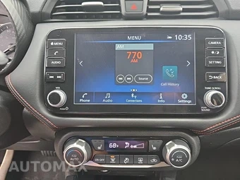 2024 Nissan Versa SR – miniatura 22
