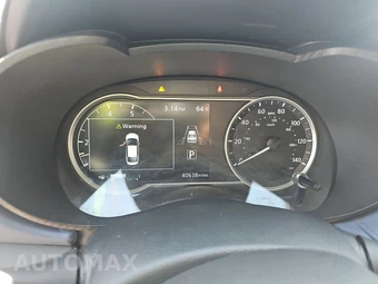2024 Nissan Versa SV – miniatura 12