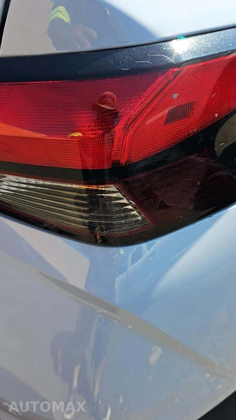 2024 Nissan Versa SV – miniatura 28