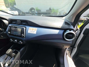 2024 Nissan Versa SV - miniatura 18