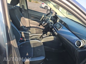 2024 Nissan Versa SV – miniatura 8
