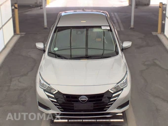 2024 Nissan Versa SV – miniatura 2
