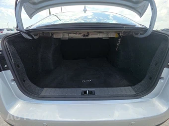 2024 Nissan Versa SV – miniatura 23