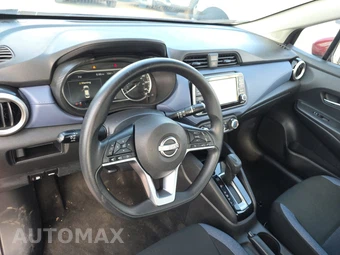 2024 Nissan Versa SV - miniatura 11