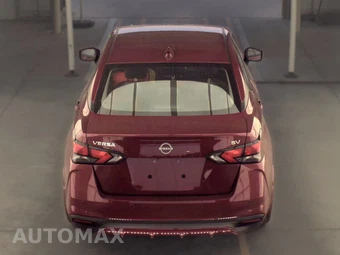 2024 Nissan Versa SV - miniatura 5