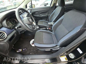 2024 Nissan Versa SV – miniatura 6