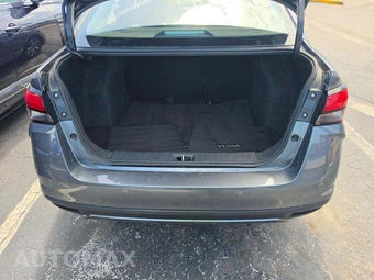 2024 Nissan Versa SV – miniatura 14