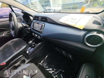 2024 Nissan Versa SV – miniatura 19