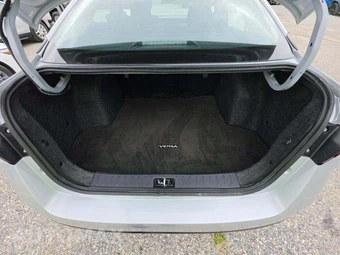2024 Nissan Versa SV – miniatura 14