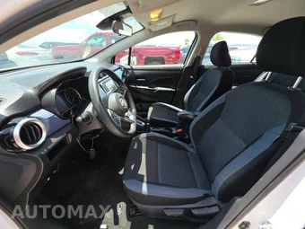 2024 Nissan Versa SV – miniatura 7