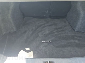 2024 Nissan Versa SV – miniatura 16