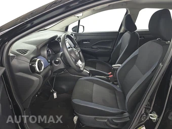 2024 Nissan Versa SV - miniatura 7