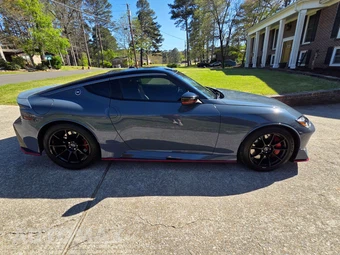 2024 Nissan Z NISMO - miniatura 3