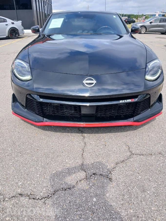 2024 Nissan Z NISMO - miniatura 7