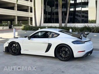 2024 Porsche 718 Cayman GT4 RS - miniatura 22