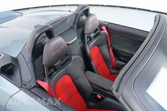 2024 Porsche 718 Spyder RS - miniatura 33