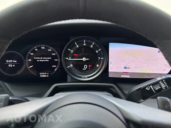 2024 Porsche 911 Carrera 4 Cabriolet - miniatura 16