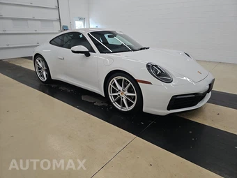 2024 Porsche 911 Carrera 4 Coupe – miniatura 3