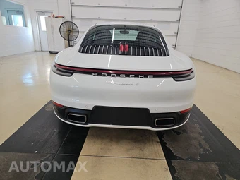 2024 Porsche 911 Carrera 4 Coupe – miniatura 5