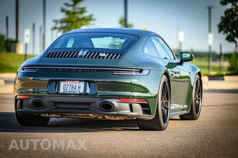2024 Porsche 911 Carrera 4 GTS - miniatura 11