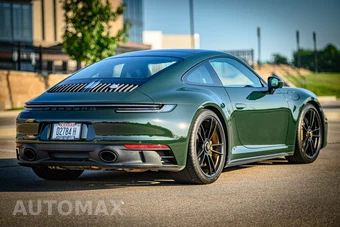 2024 Porsche 911 Carrera 4 GTS - miniatura 12