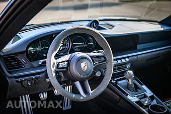 2024 Porsche 911 Carrera 4 GTS - miniatura 31
