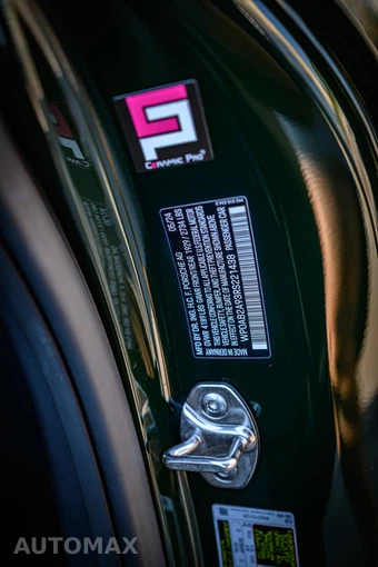 2024 Porsche 911 Carrera 4 GTS - miniatura 32