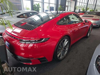 2024 Porsche 911 Carrera 4S – miniatura 3