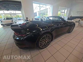 2024 Porsche 911 Carrera S Cabriolet – miniatura 3