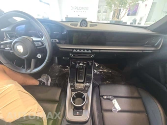 2024 Porsche 911 Carrera S Cabriolet – miniatura 9