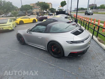 2024 Porsche 911 Targa 4 GTS – miniatura 6