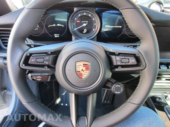 2024 Porsche 911 Targa 4 GTS - miniatura 16