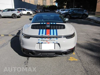 2024 Porsche 911 Targa 4 GTS - miniatura 6