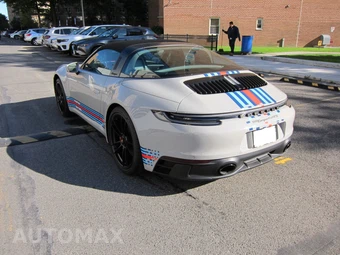 2024 Porsche 911 Targa 4 GTS - miniatura 7