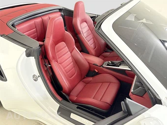 2024 Porsche 911 Turbo S Cabriolet - miniatura 28